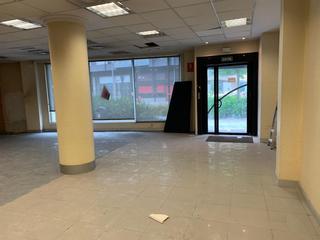 Lloguer Local Comercial  Marques de valdespina kalea. Local amplio y céntrico en ermua