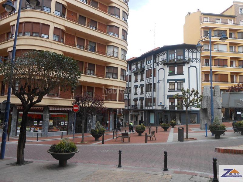 Foto d0617a77-f1a0-4d45-9afd-ff384409c237. Local comercial a Centro Barakaldo