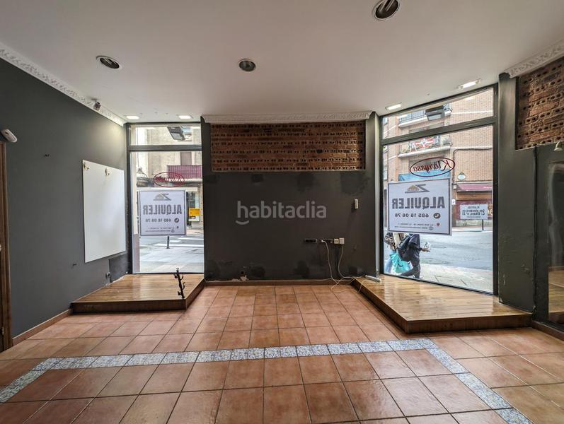Foto 160f2348-984f-4e66-a665-aa7780c61ada. Alquiler local comercial local en esquina muy centrico en Barakaldo