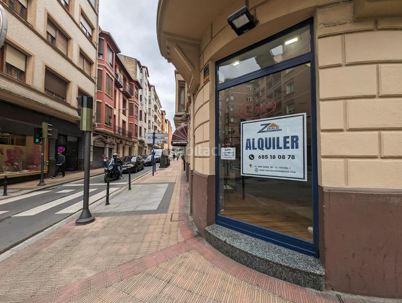 Foto ebc3dc13-28e0-44e3-8abb-476339a03ed7. Alquiler local comercial local en esquina muy centrico en Barakaldo