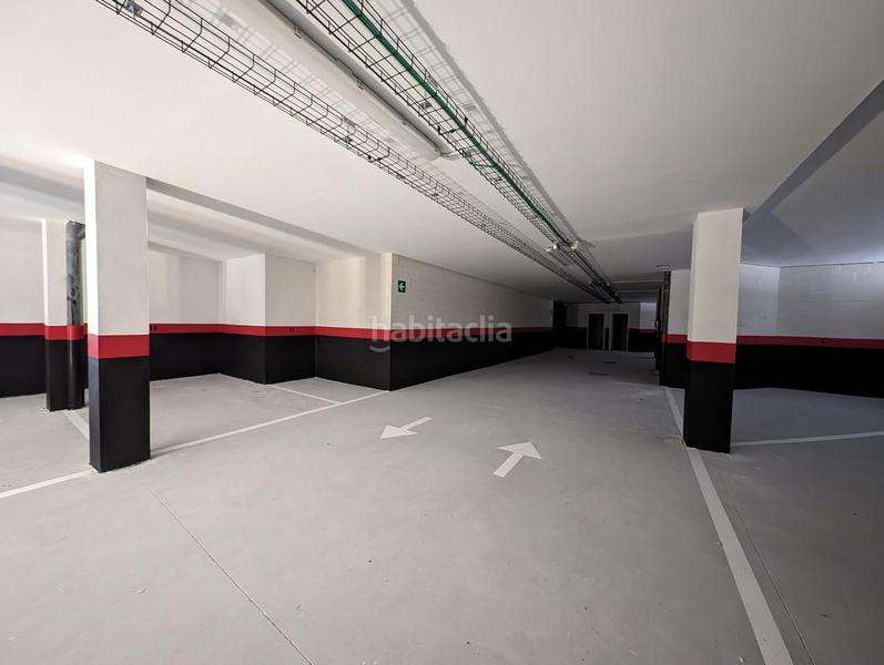 Foto 4aebdd0d-8118-4bc0-bf0d-4bc3a047b7df. Aparcament cotxe a Rontegui-Pormetxeta Barakaldo