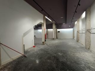 Location Local commercial  Rontegui. Alquiler este amplio local para realizar cualquier tipo de activ