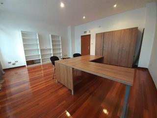 Rent Office space  Gernikako arbola. Oficina en zona gernikako arbolajuzgados