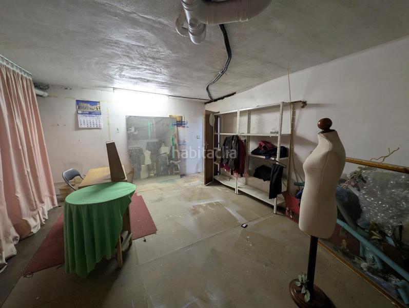 Foto 2d9bf907-3560-4e37-83f4-6a62ac3cdf5e. Alquiler local comercial centrico local en pleno gernikako arbola en Barakaldo