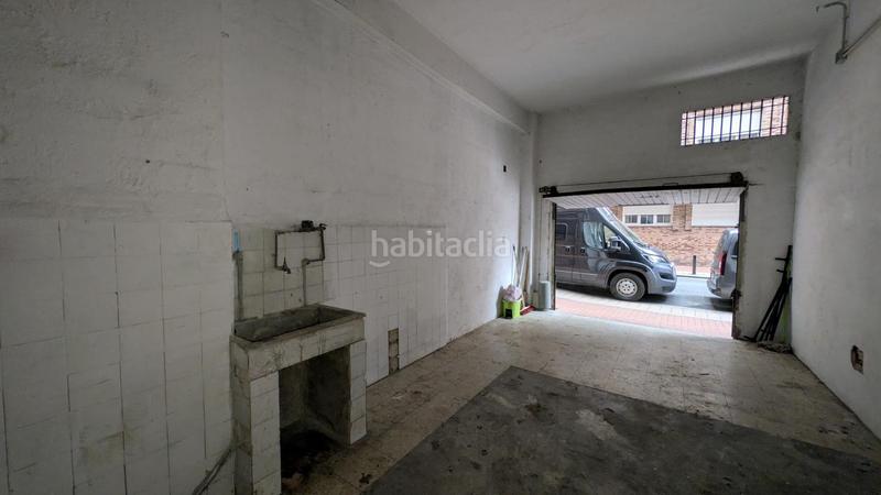 Foto 7b1b04cd-529b-4d67-aecc-487c9427765b. Alquiler local comercial local ideal para gremios en pleno centro en Barakaldo