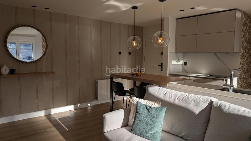 Foto c1a4d9a3-b281-4648-909b-f907bfe89a5a. Alquiler local comercial local ideal para gremios en pleno centro en Barakaldo