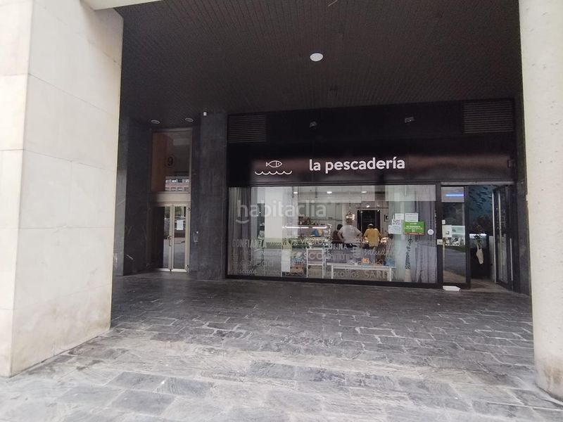 Foto 07abeb5f-f701-4d5b-ab1d-cc6b29034c05. Traspaso local comercial local de actividad pescaderia en Barakaldo