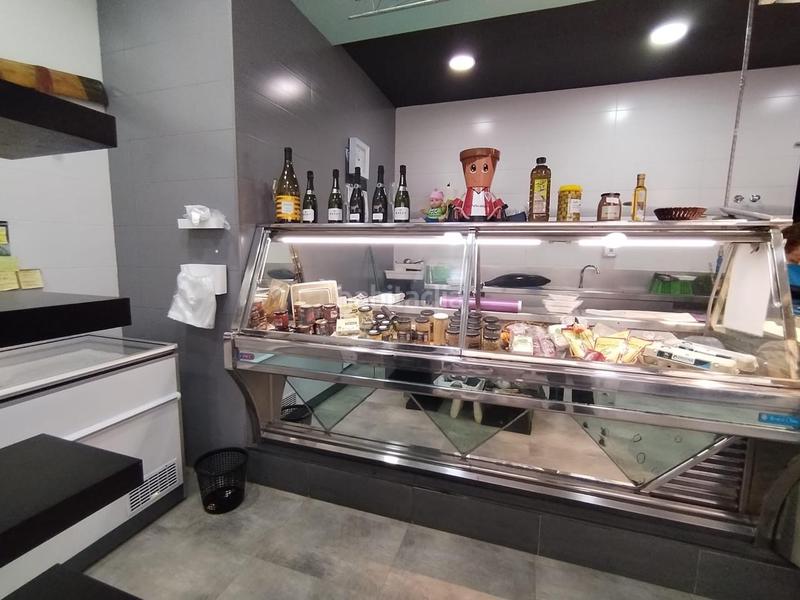 Foto a3b4e4cd-f8d2-49f1-8a3f-de85f9333402. Trapasso locale commerciale in Lasesarre Barakaldo