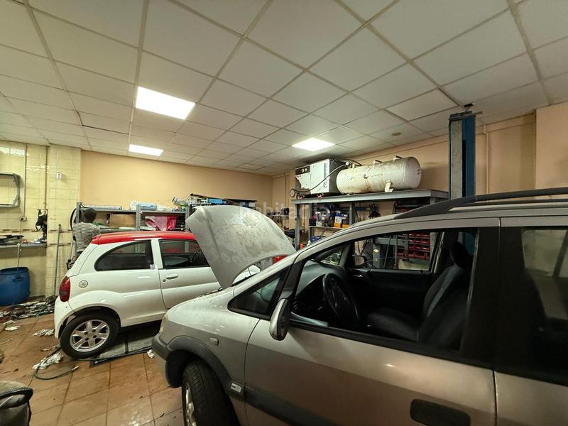Foto 7abe4d90-733c-447b-b9a0-29d4ccbaa1e8. Local comercial a Centro Barakaldo