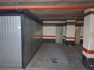Parking coche en Europa Plaza