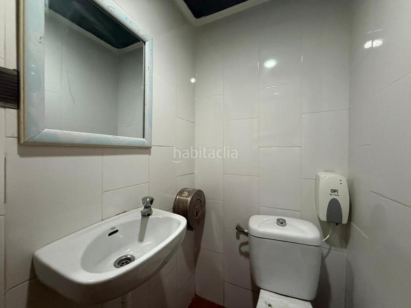 Foto 1027ee84-ad0f-47a7-9cef-dfdb2c69ff3f. Local comercial a Centro Barakaldo