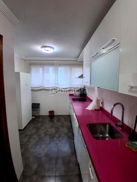 Foto 277e8d2d-8eed-4287-94f3-c601be353c58. Appartamento con parcheggio in Centro Barakaldo