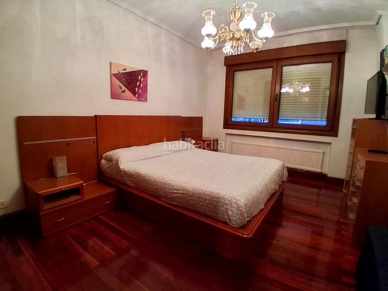 Foto 62925940-452c-400d-8ed0-877c67e48c2f. Appartamento con parcheggio in Centro Barakaldo