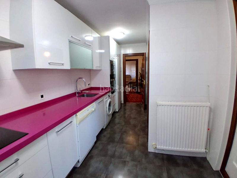 Foto 68da22e8-864b-49a9-9e7c-cb546d80c4c9. Appartamento con parcheggio in Centro Barakaldo