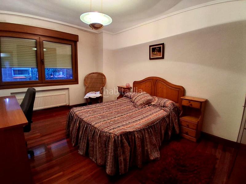 Foto c3cd485c-4dee-4908-84a0-d9b9dfd5e9b8. Appartamento con parcheggio in Centro Barakaldo