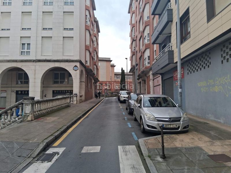 Foto cf27d0c1-3675-463d-afea-1e6ed33c1bb1. Aparcament cotxe a Centro Barakaldo