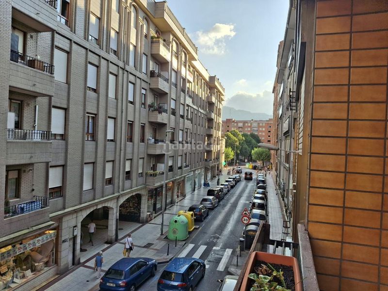 Foto 00b8f9ca-ce02-4b8e-81d7-ea93097e1a0e. Flat in Bagatza - S. Vicente Barakaldo