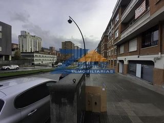 Local Comercial a Garat Txomin Hiribidea