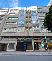 Oficina  Rúa castelao. Oficinas. pleno centro. con posibilidad de garaje.