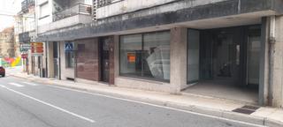 Location Local commercial à Rúa gonzalez besada 3. Antigua sucursal bancaria en el centro de ponte caldelas