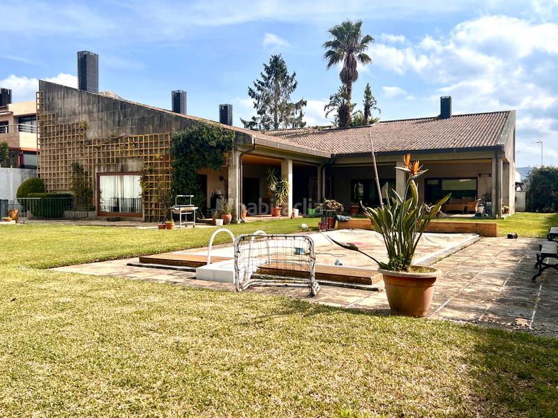 Foto 0f8778b0-e474-4601-9cde-ed1bea3fe50c. Chalet exclusivo chalet con piscina en el casco urbano en Pontevedra