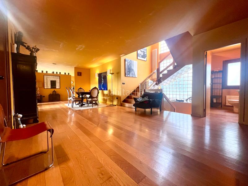 Foto 4fddd672-cbb7-45f6-a125-4d569f1b014c. Chalet exclusivo chalet con piscina en el casco urbano en Pontevedra