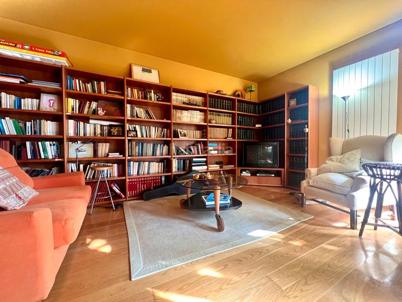 Foto 782848db-aaf6-415a-83c7-f366a5671c7a. Chalet exclusivo chalet con piscina en el casco urbano en Pontevedra