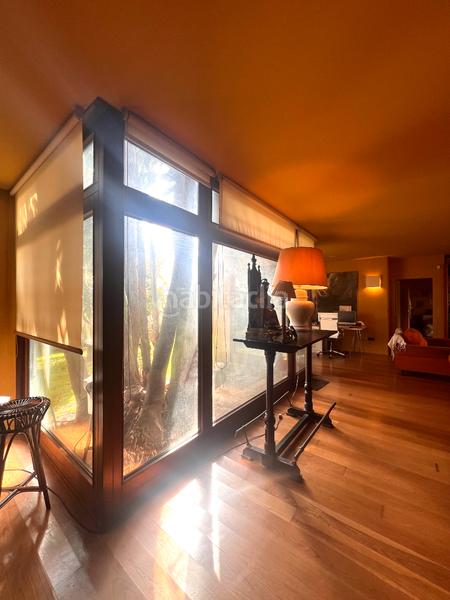 Foto f2cdd13c-6642-493c-9de9-3049ea9bd7cb. Chalet exclusivo chalet con piscina en el casco urbano en Pontevedra