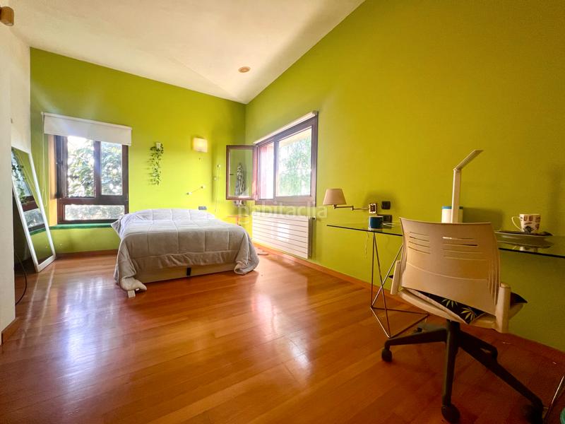 Foto ff6a30d1-61df-47f8-9498-6fd240a5301e. Chalet exclusivo chalet con piscina en el casco urbano en Pontevedra