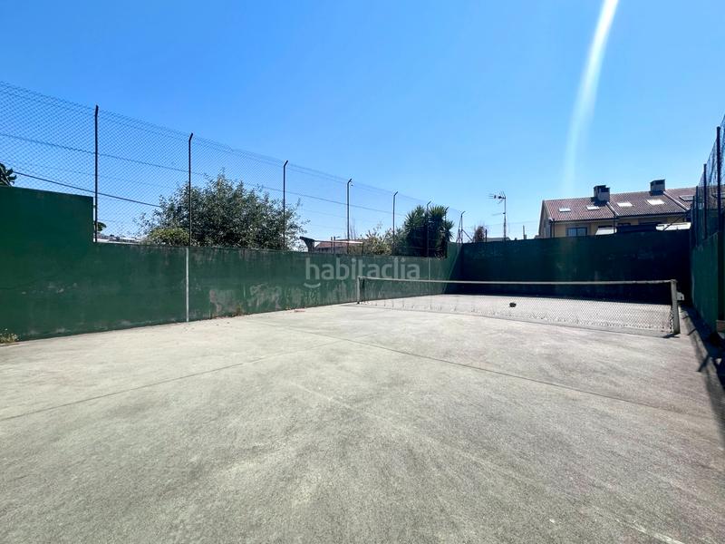 Foto 20f870f6-3fa1-421b-adef-c3d35ded65e9. Chalet con camino riscaldamento parcheggio piscina in Pontevedra