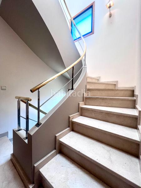 Foto 21b128ae-b79a-427c-b2db-83e9e03e5389. Chalet con camino riscaldamento parcheggio piscina in Pontevedra