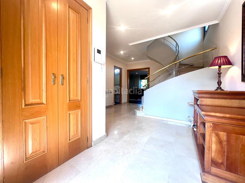 Foto 4374b310-45d6-4b7c-a17c-31933161b016. Chalet con camino riscaldamento parcheggio piscina in Pontevedra