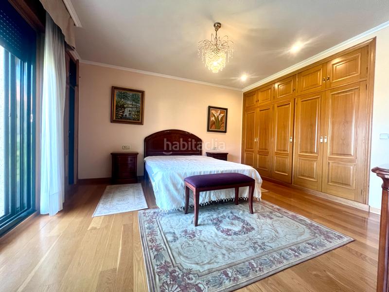 Foto 6c2ef09d-14c1-417d-8087-c5916943706a. Chalet con camino riscaldamento parcheggio piscina in Pontevedra