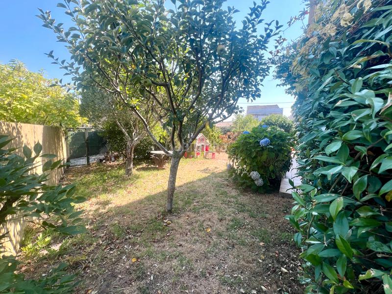 Foto 8426f823-7a29-4e2c-95ef-8e091ef32e54. Chalet con camino riscaldamento parcheggio piscina in Pontevedra