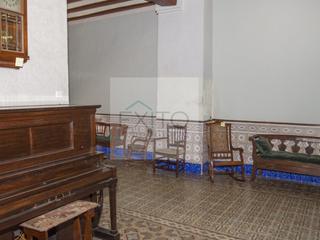 Casa a Benifaió. Casa de pueblo de 463 metros de parcela