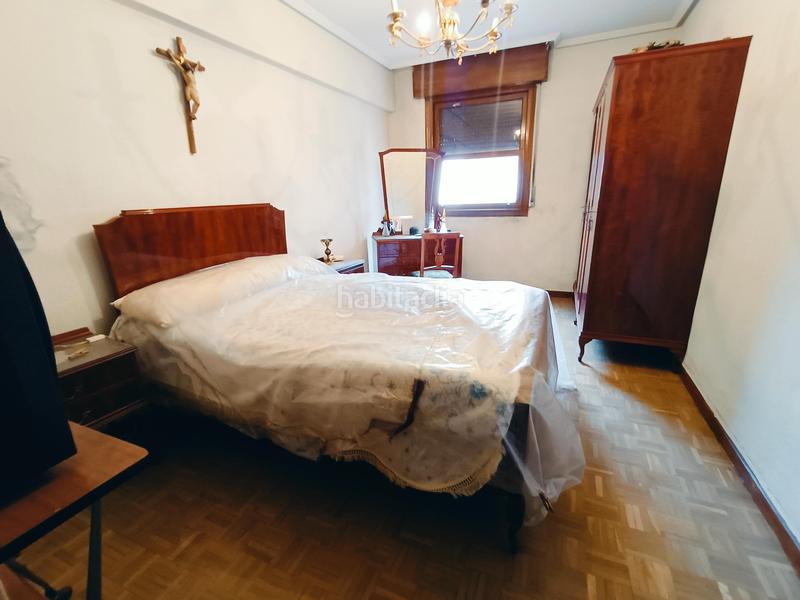 Foto 6d75b8b8-6fad-4e49-b4d5-b1f78149a2e8. Etagenwohnung in Txabarri - La Unión - Vista Alegre Sestao