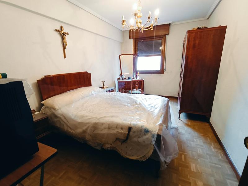 Foto a2e58bf7-85b9-4774-bf0e-2860d5c89004. Etagenwohnung in Txabarri - La Unión - Vista Alegre Sestao