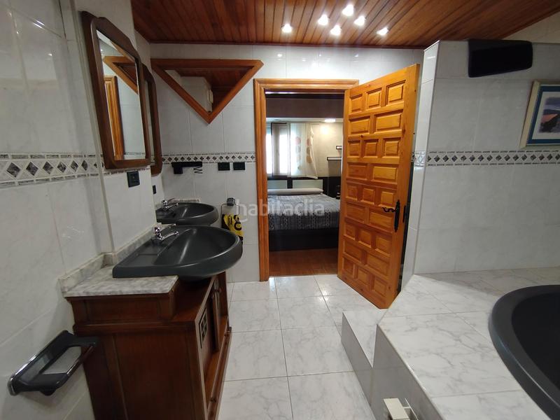 Foto 001c575d-daba-4e38-9d3e-ac4c7b372500. Appartement dans calle blas de otero kalea 7 dans Centro - Albiz - Markonzaga Sestao