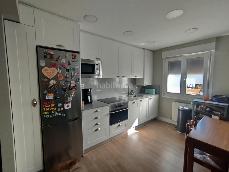 Foto 8ef77bd4-b5b3-4f5b-9aff-da03ec9ae467. Etagenwohnung in Asilo - Rebonza - Urbinaga Sestao