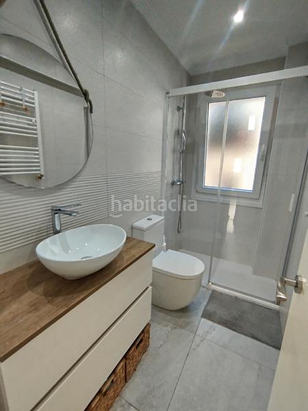 Foto f97270ab-e246-4305-98d7-4b0cb7c7abf9. Etagenwohnung in Asilo - Rebonza - Urbinaga Sestao