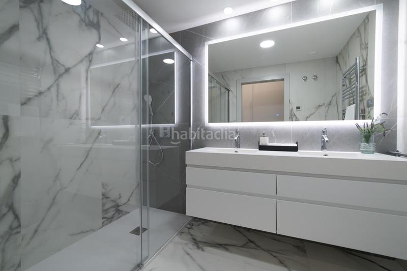 Foto 897a17ce-fa63-4650-bfc8-3023fb86feb9. Piso en Playa Poniente Benidorm