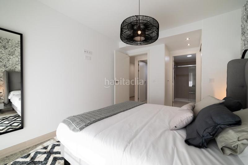 Foto 283da5f3-876e-4714-b332-4e4cd2e954ae. Pis amb aparcament piscina a Punta Prima Torrevieja