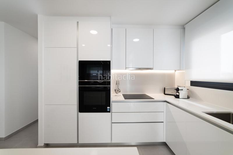 Foto 3e707d15-dc1d-40cb-991f-018802179fde. Piso en Playa Poniente Benidorm