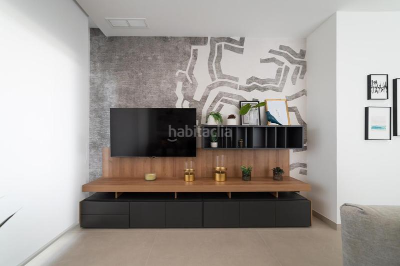 Foto f76a8de1-567e-4e39-8c1c-76bcbf07168f. Piso en Playa Poniente Benidorm