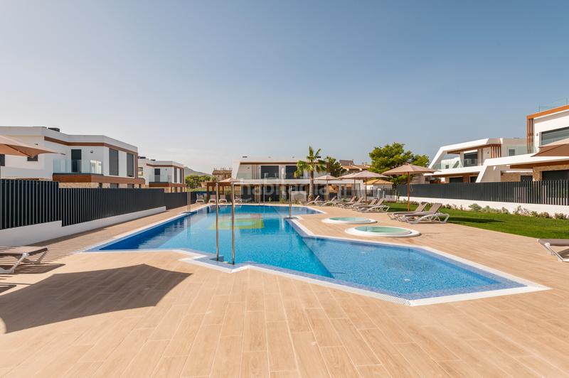 Foto 0fc83fff-7fdf-4c4f-ad7b-2c4134794eb3. Casa bifamiliare 250m<sup>2</sup> con piscina in Cala Ratjada Capdepera