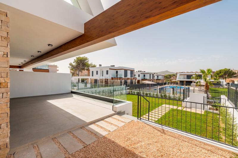 Foto cf268893-9a7b-46e1-b550-491283f36d72. Casa bifamiliare 250m<sup>2</sup> con piscina in Cala Ratjada Capdepera