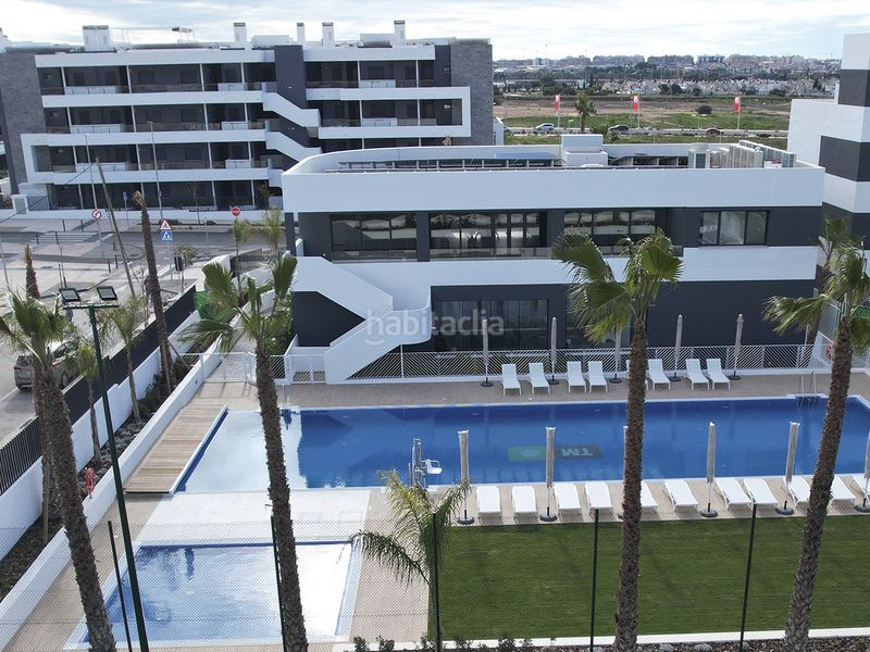Foto 4eb90631-bc92-4c2c-8c83-e9ebe41c3850. Apartament 138m<sup>2</sup> amb calefacció piscina a Los Balcones-Los Altos Torrevieja