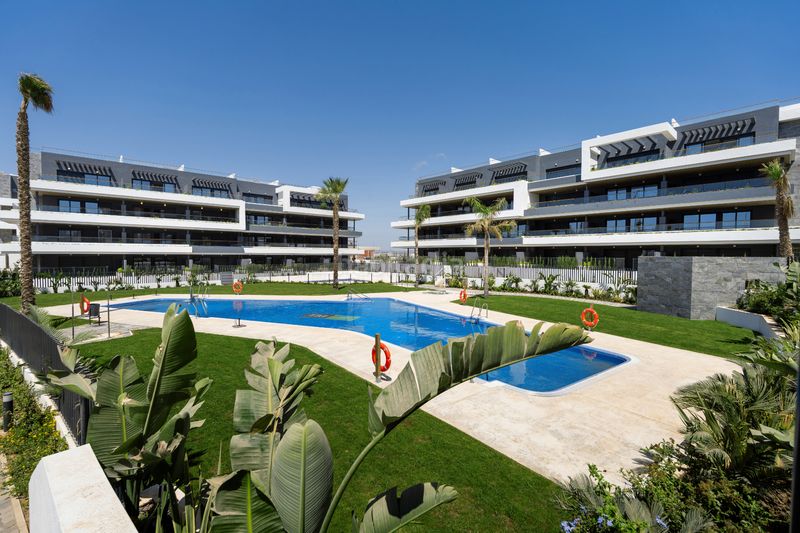 Foto 72759e36-0f3f-44d1-ae0b-7166fa9d0127. Apartament 138m<sup>2</sup> amb calefacció piscina a Los Balcones-Los Altos Torrevieja