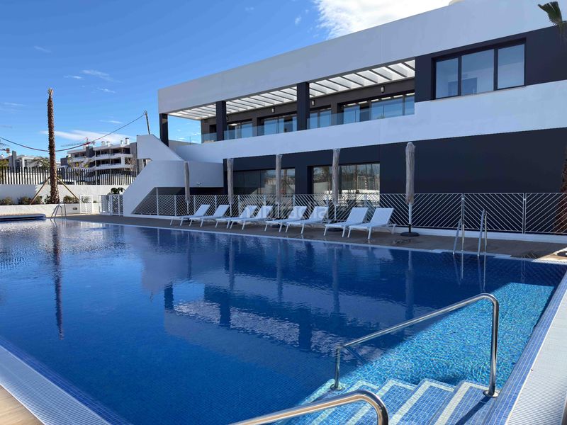 Foto 78e786da-deab-47e1-86f6-0b3ee4fc67c2. Apartament 138m<sup>2</sup> amb calefacció piscina a Los Balcones-Los Altos Torrevieja