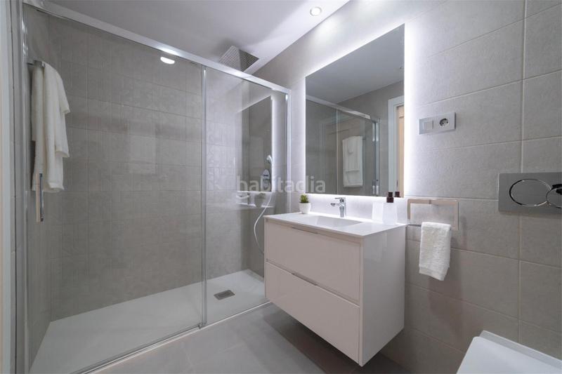 Foto 5dd94423-7c17-4000-81cc-bab2ccb725ab. Promoció Eagle Tower by TM a Benidorm. Habitatges d´obra nova